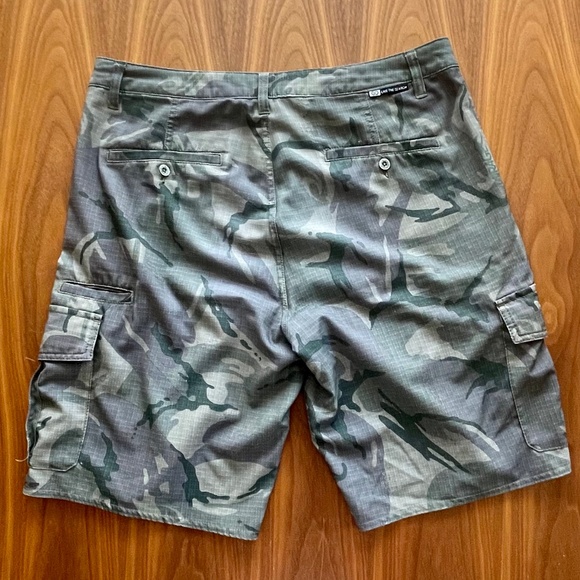 RIP CURL Mirage Boardwalk Camo Board Shorts- Mens 34 - Picture 3 of 8